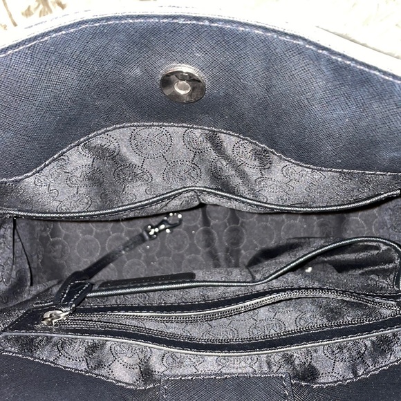 MICHAEL KORS HAMILTON LARGE SAFFIANO TOTE BAG - Picture 6 of 8